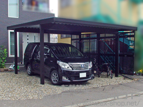 のカーポート ジーポートneo Aタイプ 2台用 角柱4本仕様 標準鼻隠し 積雪〜100cm対応＋【片側】ジーポートneo 台形枠付きサイドパネル <平板タイプ>＋水平式物干し(カーポート柱用) 2本入り 標準×1 施工例