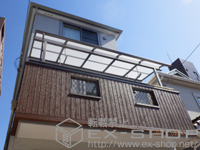 のバルコニー・ベランダ屋根 ライザーテラスII R型 屋根タイプ 単体 積雪〜20cm対応＋吊下げ物干し 標準 ワイドタイプ 2本入 施工例