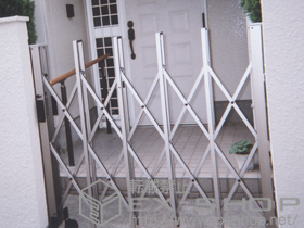 のカーゲート トリップゲートPA型(錠無し) ノンレール 片開き16S 施工例