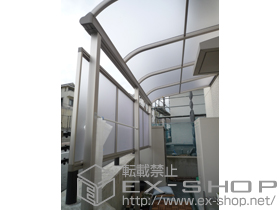 のテラス屋根 プレシオステラス R型 テラスタイプ 単体 積雪〜20cm対応+プレシオステラス 前面パネル 施工例