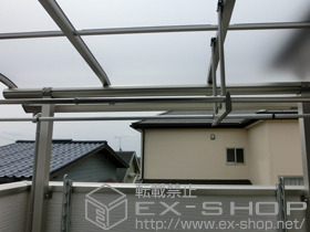 のバルコニー・ベランダ屋根 ヴェクターテラス R型 屋根タイプ 単体 積雪〜20cm対応+吊り下げ式物干し 標準 2本入 施工例