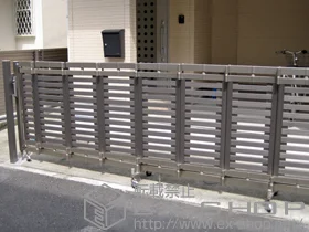 LIXIL ���N�V��(TOEX)�̃J�[�Q�[�g �V�����I�L�k5�^ �m�����[�� �ЊJ�� 350S �{�H��