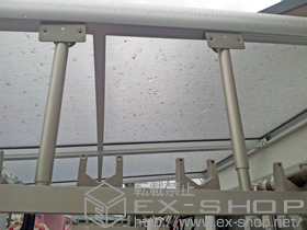 のバルコニー・ベランダ屋根 ヴェクターテラス F型 屋根タイプ 単体 積雪〜20cm対応+吊り下げ式物干し 標準 2本入 施工例