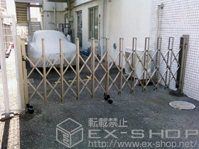 のカーゲート トリップゲート PB型 ノンレール 片開き 施工例