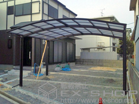 のカーポート レイナツインポート 積雪〜20cm対応+収納式物干しセット 2本入り 施工例