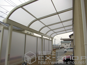 のテラス屋根 ライザーテラスII R型 テラスタイプ 単体 積雪〜20cm対応＋前面スクリーン　1段仕様 施工例