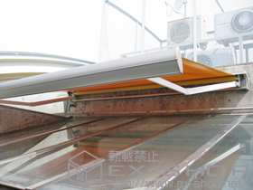 のオーニング・日よけ 彩鳥S型 ボックスタイプ 電動式 施工例