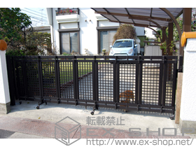 のカーゲート シャレオ伸縮3型 ノンレール 片開き 350S 施工例