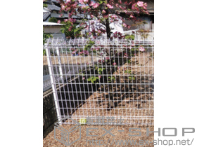 のフェンス・柵 メッシュフェンス G10 フリー支柱タイプ 施工例