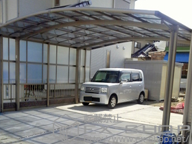 のカーポート カーブポートシグマIII ワイド 積雪〜30cm対応+カーブポートシグマIII サイドパネル 施工例