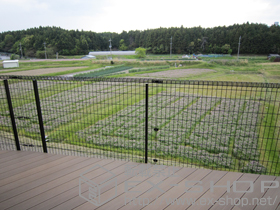 のフェンス・柵 ハイグリッドフェンス11型 フリーポールタイプ 施工例