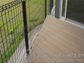 のウッドデッキ リコステージII 異型 施工例