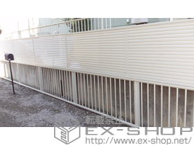 のフェンス・柵 レスティナフェンス21型 多段柱仕様 施工例