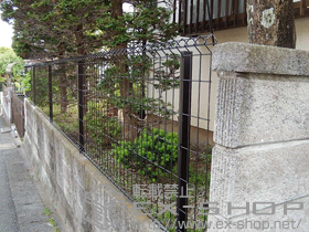 のフェンス・柵 イーネットフェンス1F型 自由柱タイプ 施工例