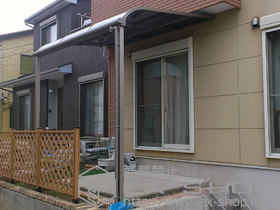 のテラス屋根 ライザーテラスII R型 テラスタイプ 単体 積雪〜20cm対応＋屋根材ホルダー メーター用 施工例