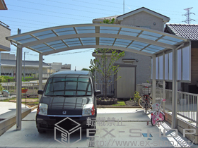 のカーポート レイナツインポートグラン　積雪〜20cm対応+レイナツインポート用　サイドパネル 施工例