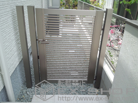 の門扉 ニューカムフィ1型 門柱タイプ 施工例