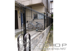 のフェンス・柵 メッシュフェンス G10-R 自由柱方式 施工例