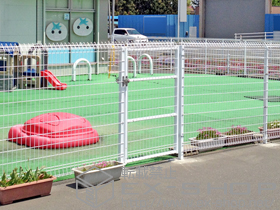 の門扉 メッシュフェンスG10 門扉 片開き 施工例