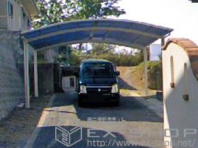 のカーポート レイナツインポートグラン　積雪〜20cm対応＋屋根ふき補強材部品セット　4セット 施工例