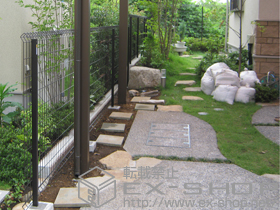 のフェンス・柵 イーネットフェンス1F型 自由柱タイプ 施工例