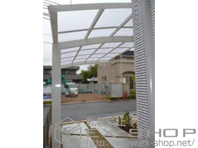 YKKAPのカーポート レイナポートグラン　積雪～20cm対応+レイナポートグラン 屋根ふき材補強部品 施工例