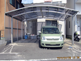 のカーポート レイナツインポートグラン 積雪〜20cm対応+レイナツインポートグラン用 屋根ふき材補強部品 施工例