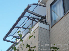 のバルコニー・ベランダ屋根 ライザーテラスII R型 ルーフタイプ 単体 積雪〜20cm対応 施工例