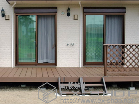 のウッドデッキ リコステージII+ステップ 2段+フラットラチスパネル 施工例