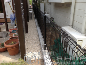 のフェンス・柵 ハイグリッドフェンスN8型 フリーポールタイプ 施工例