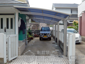 のカーポート レイナポートグラン 縦連棟　積雪〜20cm対応+レイナポートグラン 着脱式サポート 施工例