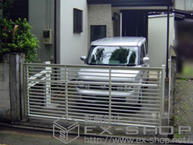 のカーゲート オーバードアS1型 電動式 施工例