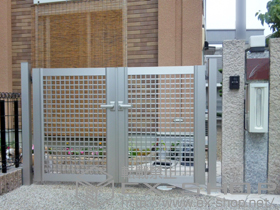 の門扉 エクスライン門扉3型 両開き　門柱使用 施工例