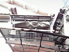 のバルコニー・ベランダ屋根 ヴェクターテラス F型 屋根タイプ 単体 積雪〜20cm対応+吊下げ物干し　標準2本入り 施工例