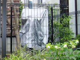 のフェンス・柵 ハイグリッドフェンス11型　フリーポールタイプ 施工例