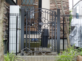 の門扉 フェスタB型 片開き　柱使用 施工例