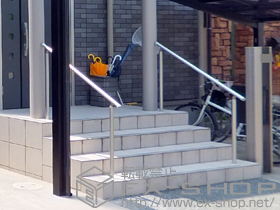 の手すり パルトナーUDフェンス1型 自立タイプ 施工例