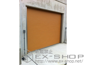 のガレージシャッター ガレージシャッタークワトロ 内部付 電動式 施工例