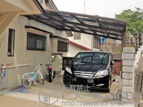 LIXIL リクシル(トステム)のカーポート ルーフポートシグマIII 積雪〜30cm対応 施工例