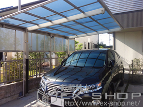 のカーポート エフルージュグラン　積雪〜20cm対応+エフルージュグラン サイドパネル+着脱式サポート 2本入 施工例