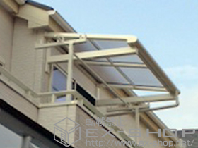 のバルコニー・ベランダ屋根 ヴェクターテラス F型 ルーフタイプ 単体積雪〜20cm対応 施工例