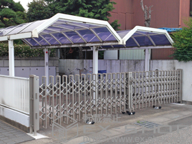 のカーゲート レイオス2型 ノンレール 両開き 施工例