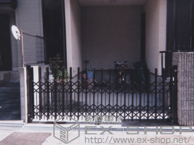 のカーゲート トリップゲート ペットガード型 ノンレール 片開き 33S 施工例