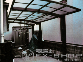 のカーポート レイナポートグラン 延長　積雪〜20cm対応+テラス用　吊下げ物干し　標準2本入り 施工例