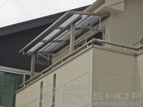 のバルコニー・ベランダ屋根 ライザーテラスII F型 屋根タイプ 単体 積雪〜20cm対応+吊り下げ物干し 標準 2本入 施工例