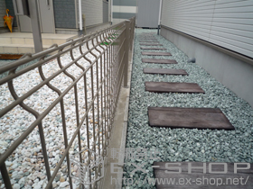 のフェンス・柵 ハイグリッドフェンスUF8型 フリーポールタイプ 施工例