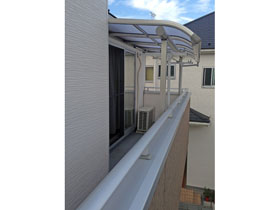 のバルコニー・ベランダ屋根 プレシオステラス R型 屋根タイプ 単体 積雪〜20cm対応 施工例