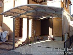 のカーポート レイナツインポートグラン　積雪〜20cm対応+水平式物干し（カーポート柱用） 2本入り+サイドパネル 施工例