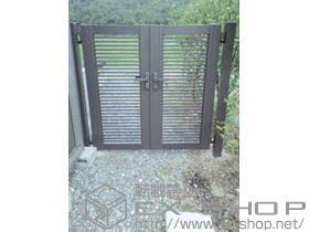 の門扉 プリレオ R1型 両開き　柱使用 施工例