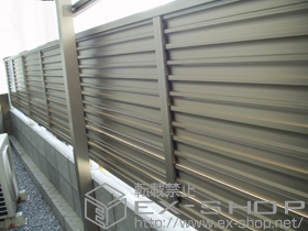 のフェンス・柵 プリレオR9型フェンス 間仕切り柱タイプ 施工例